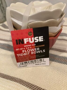 IN FUSE Flower Tidbit Bowls - Red, Cream, White, Tan (Set of 4)